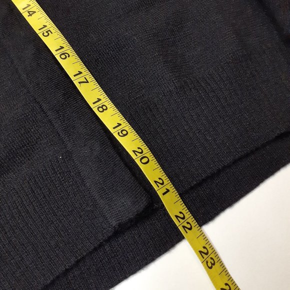 Mercer and Madison Black Merino Wool, Cardigan sweater. Size PM - Picture 5 of 5